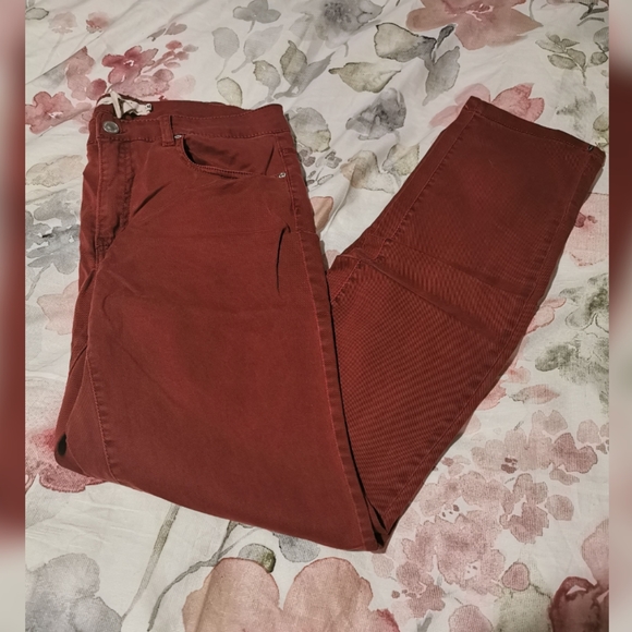 H&M L.O.G.G. Skinny Jeans - Rust Colour - Picture 3 of 5